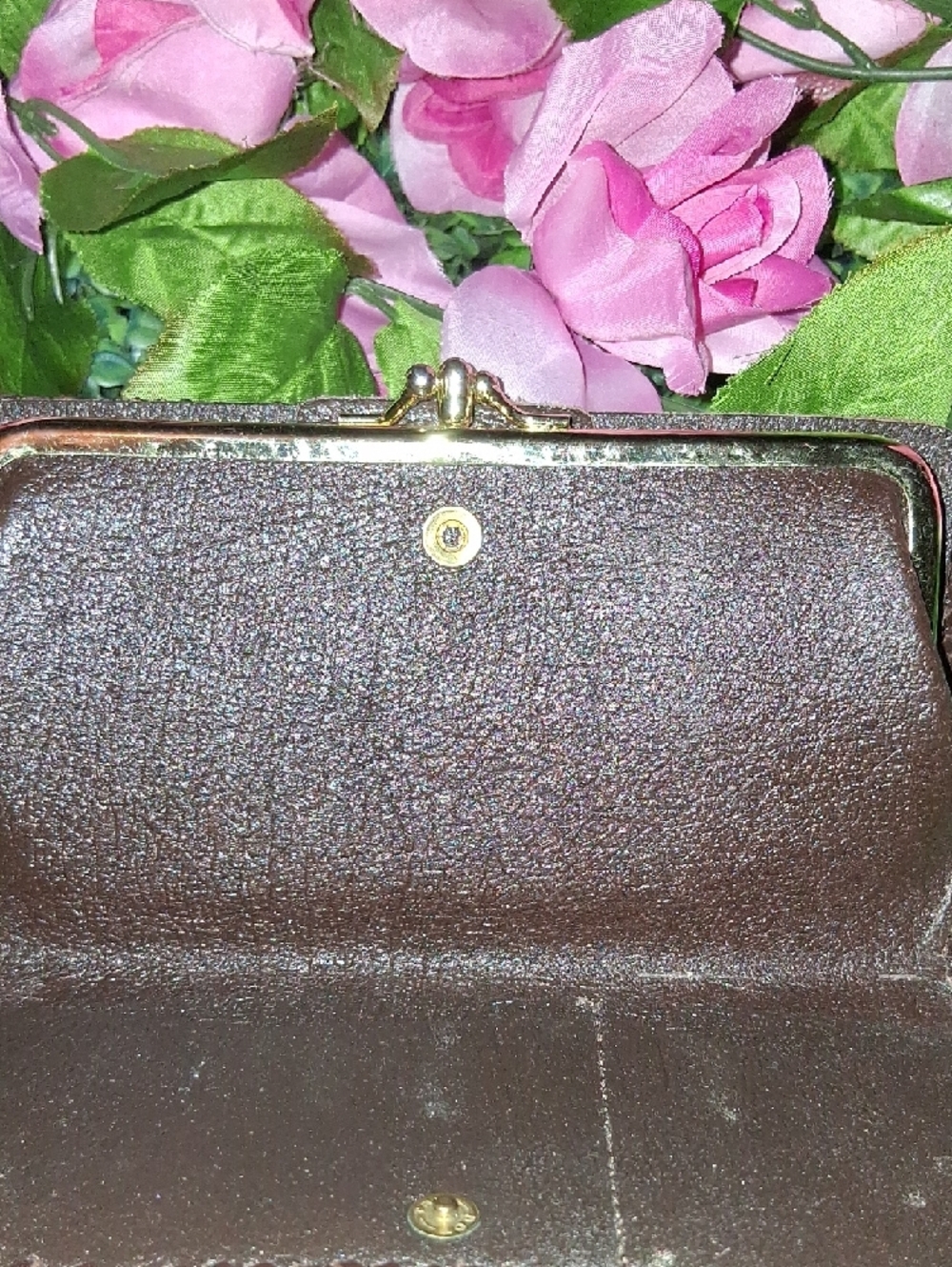 Handcrafted Brown Floral Tooled Leather Wallet - Brown - Picture 5 of 8